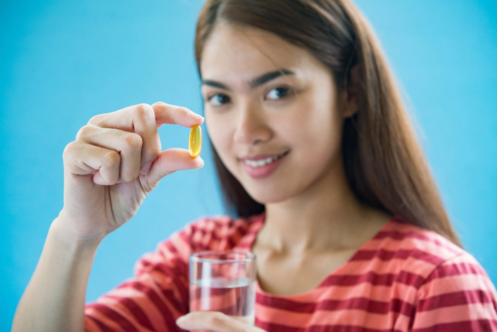 Vitamin B6 (pyridoxine) supplement for metabolism and healthy weight management